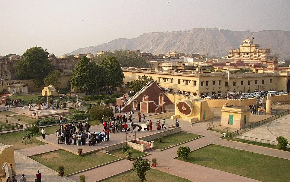 Cab Booking Jaipur - Reliable Route Booking Assistance